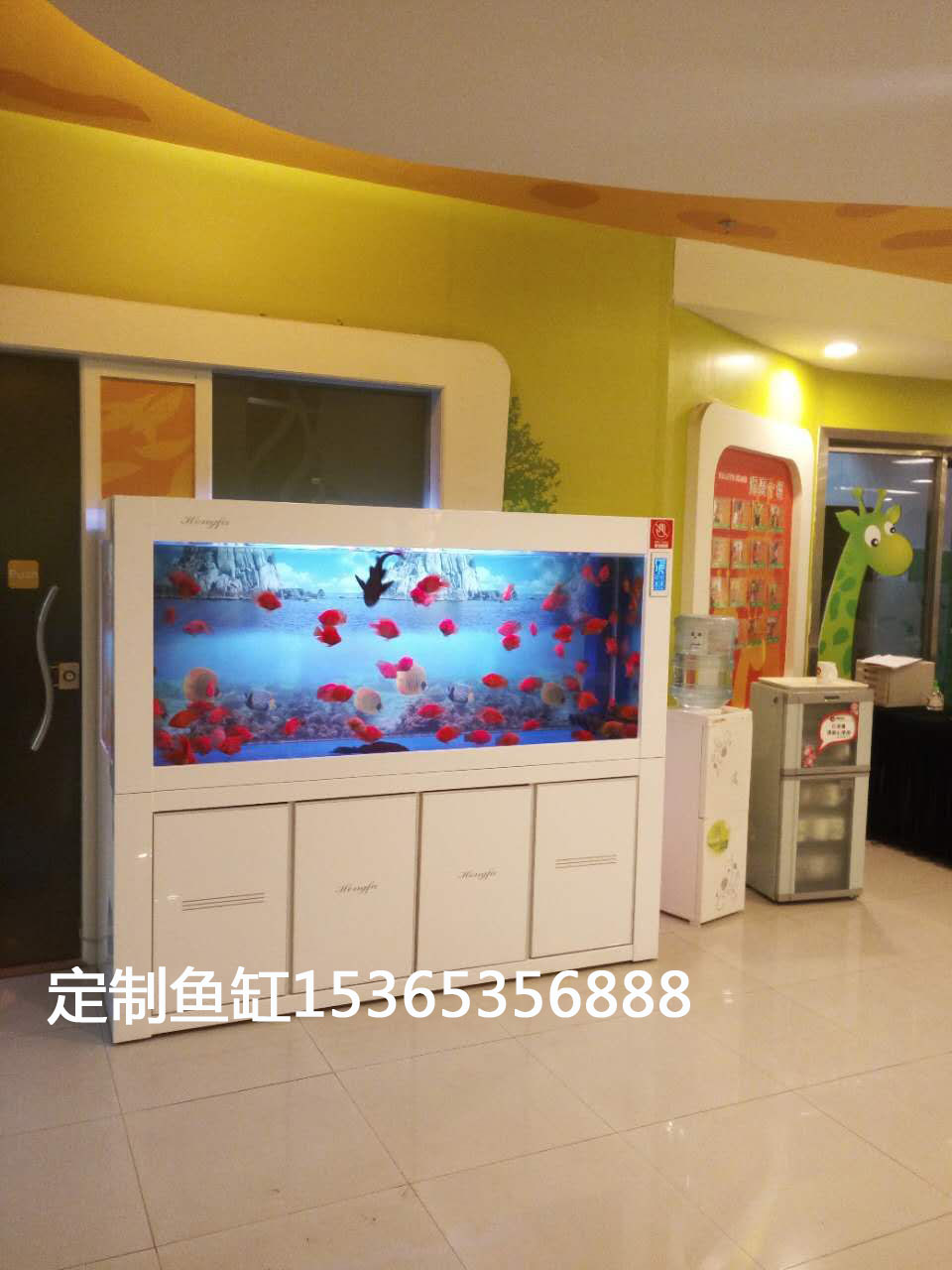 苏州订制鱼缸,专业定做各种生态鱼缸,免费上门测量